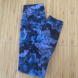 lululemon Wunder Under 25”